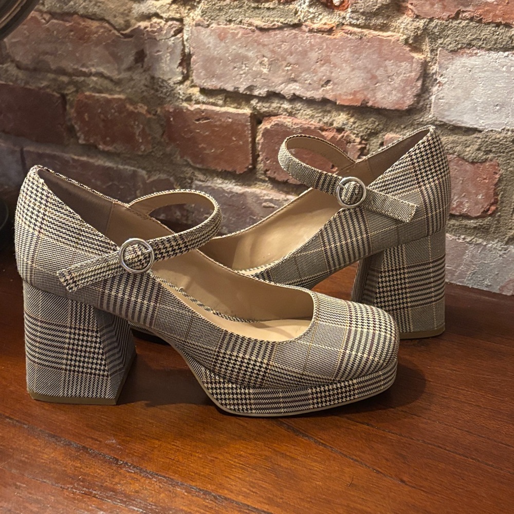 Steve Madden Checkered Mary Jane Heels